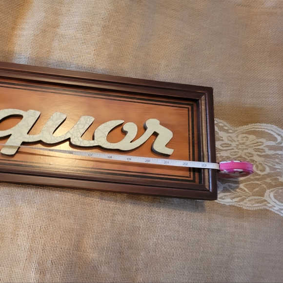 Rare Vintage sign has a Manhattan drink and the word liquor - Picture 2 of 8